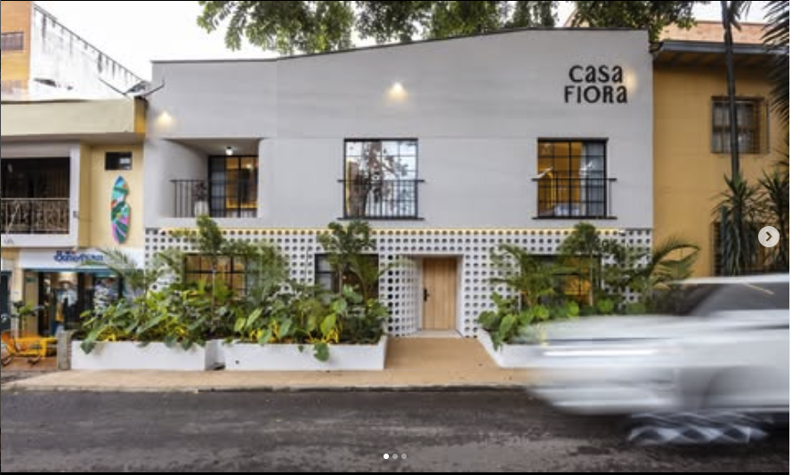 Fachada Casa Fiora